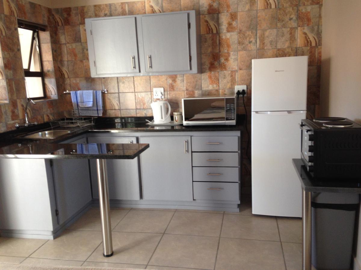 Impala Chalets Phalaborwa Bagian luar foto