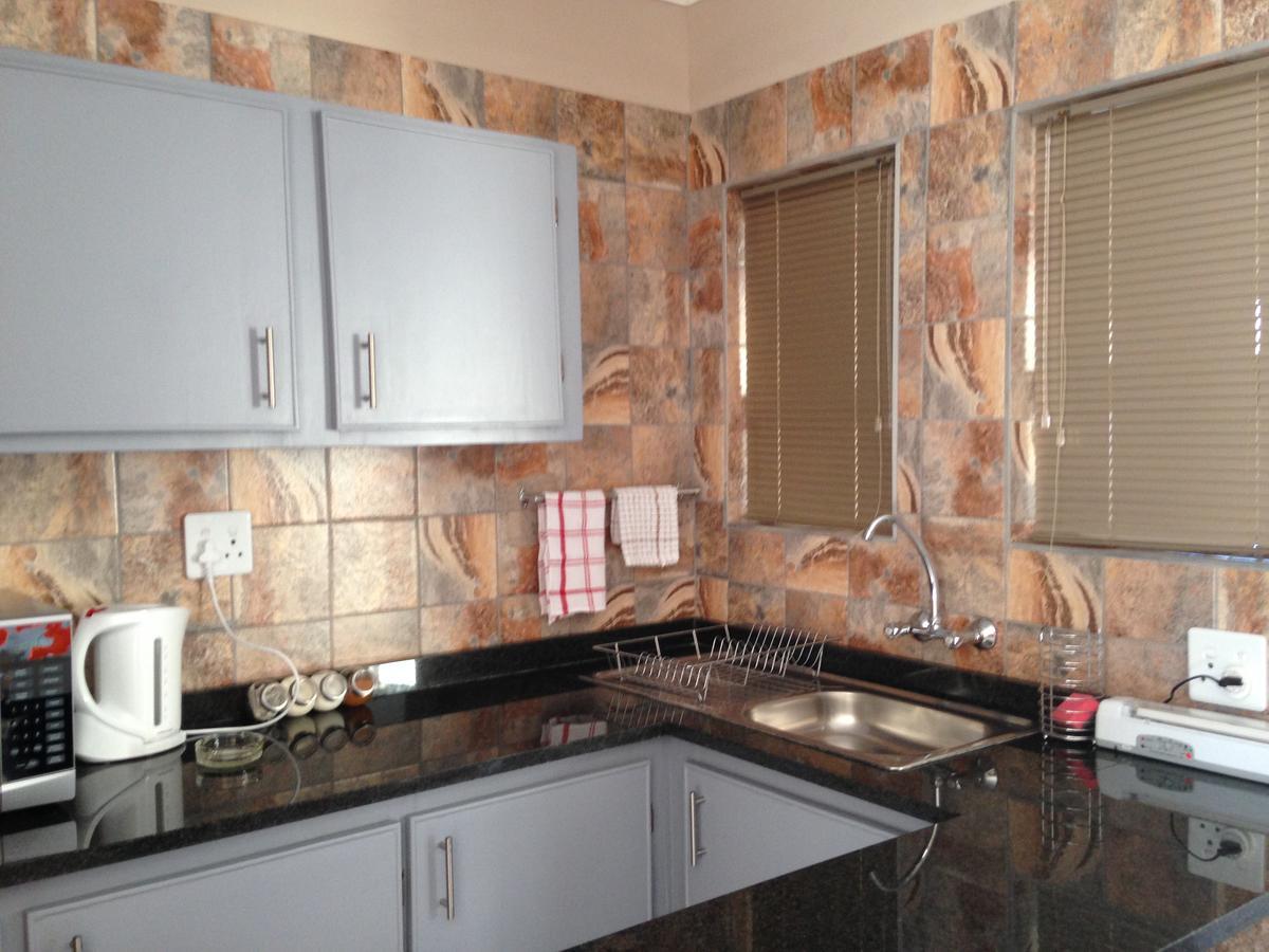 Impala Chalets Phalaborwa Bagian luar foto