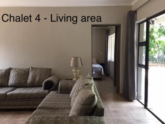 Impala Chalets Phalaborwa Bagian luar foto