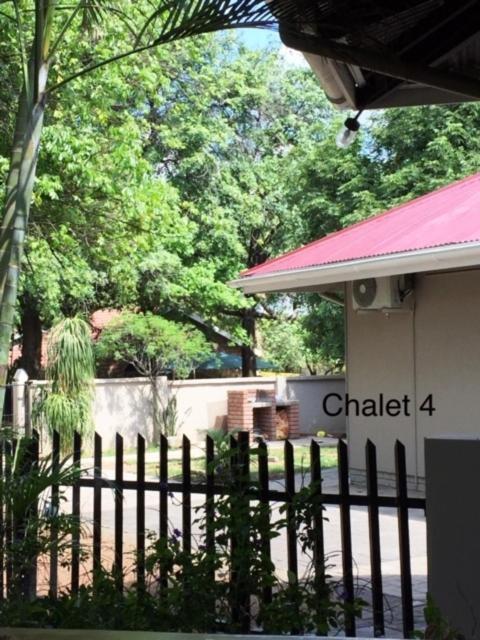 Impala Chalets Phalaborwa Bagian luar foto