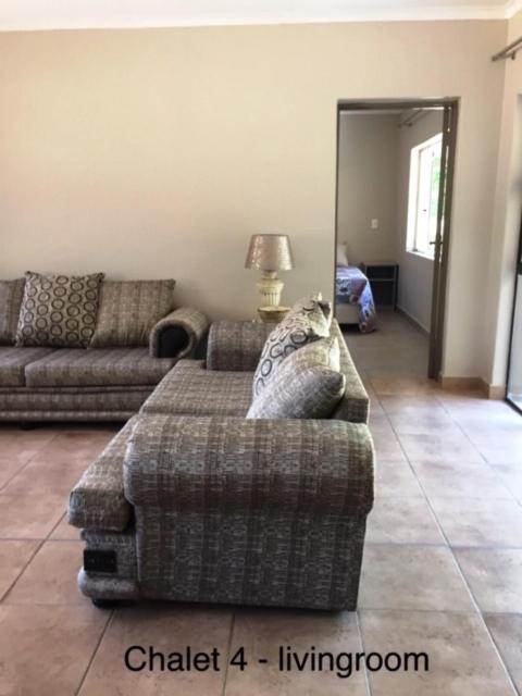 Impala Chalets Phalaborwa Bagian luar foto